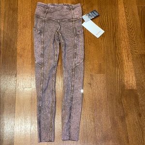 BRAND NEW lululemon leggings